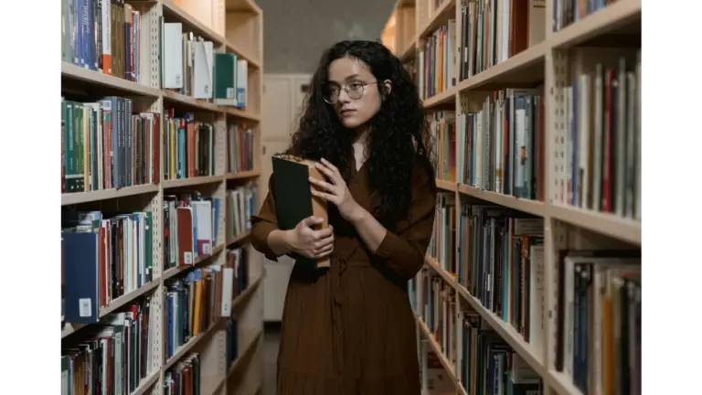 How To Become A Librarian Without A Degree